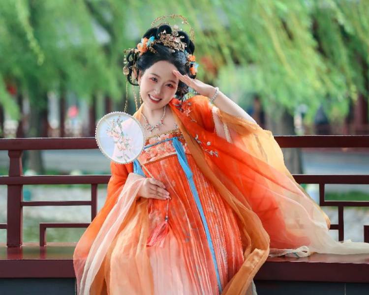 艺人背景图