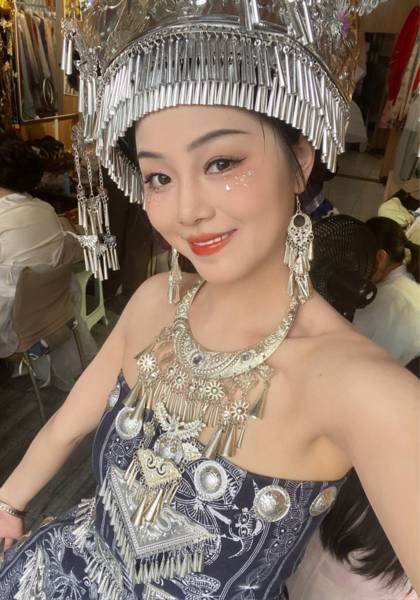 推荐艺人
