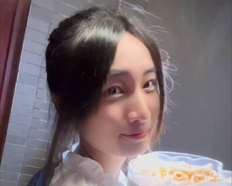 艺人背景图