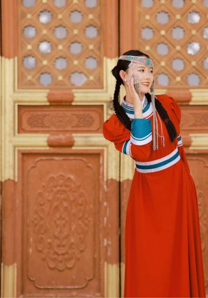 推荐艺人