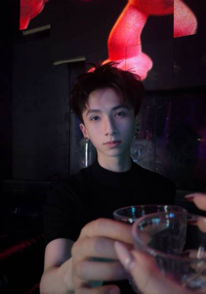 推荐艺人