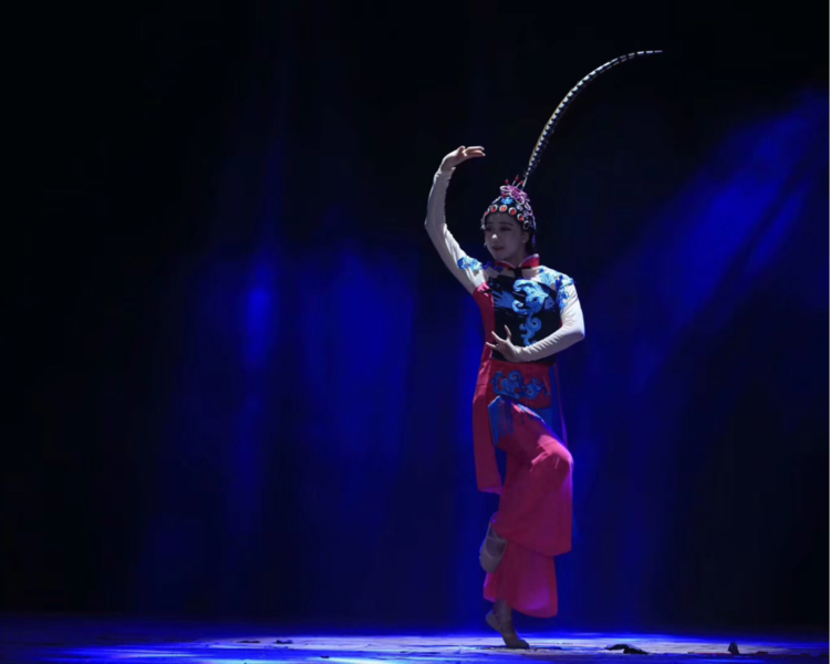 艺人背景图