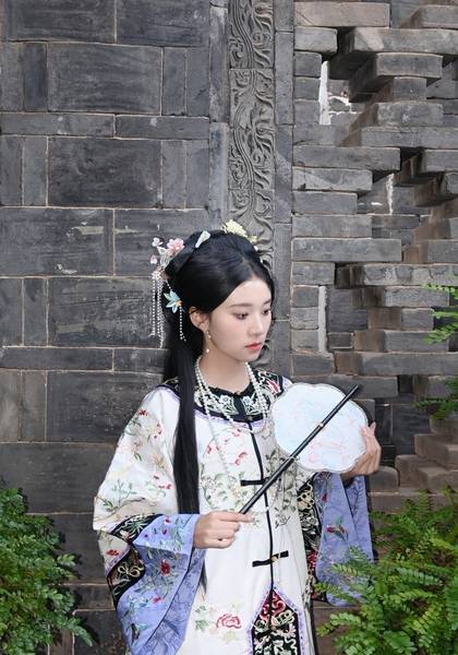 推荐艺人