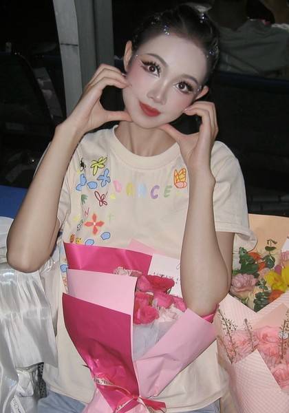 推荐艺人