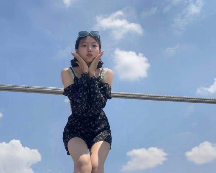 艺人背景图