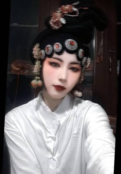 推荐艺人