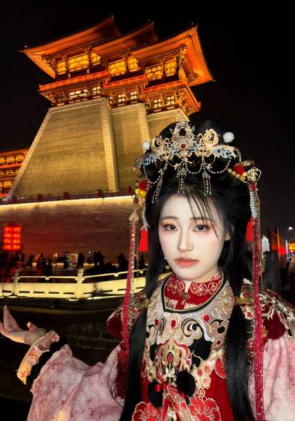 推荐艺人