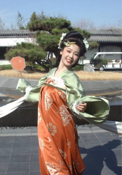 推荐艺人