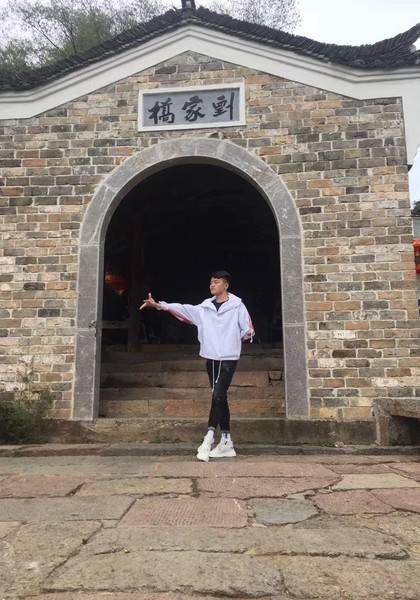 推荐艺人
