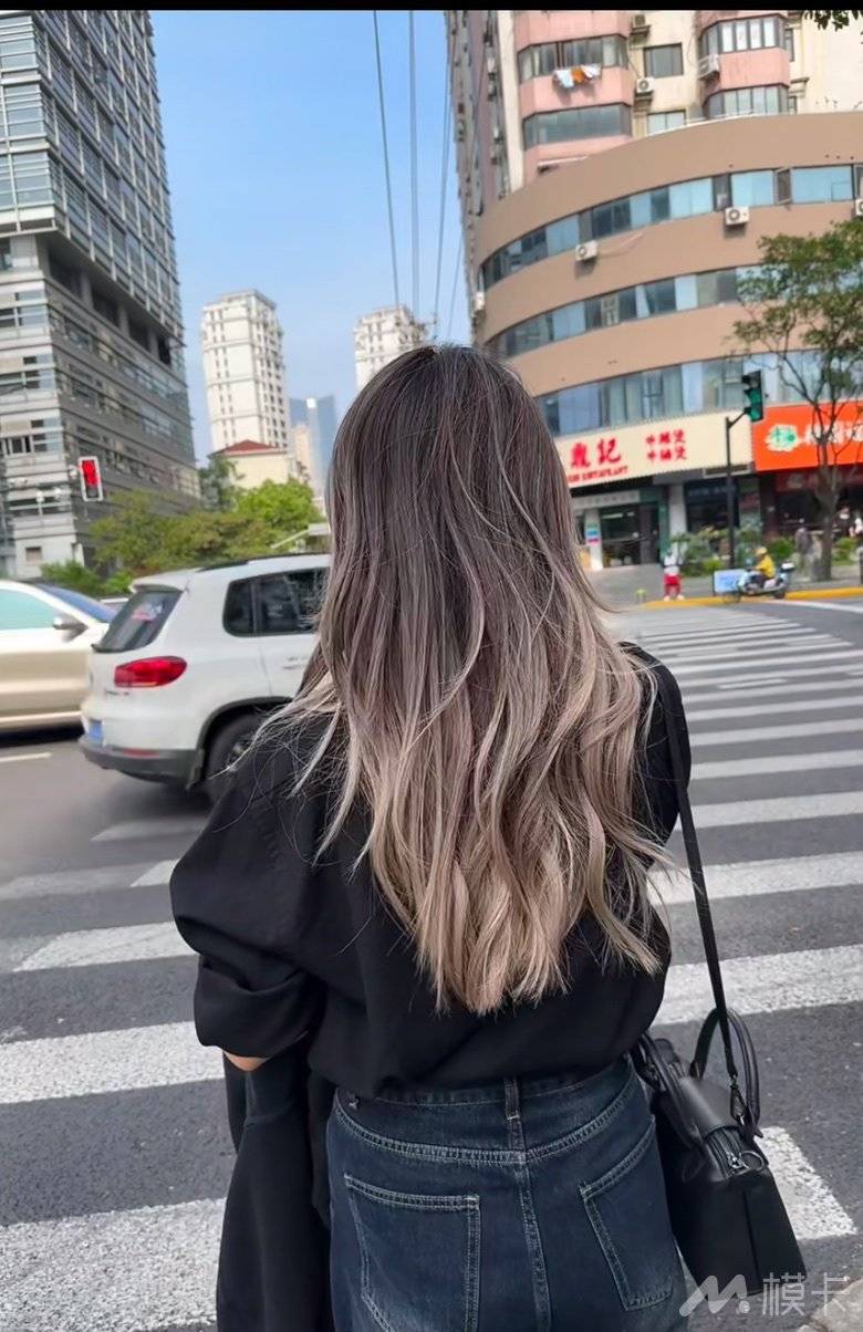 通告图片