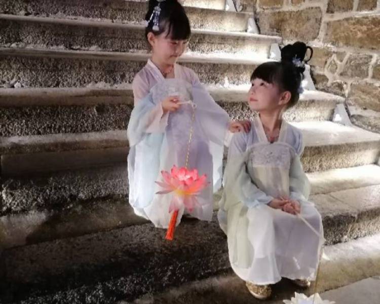 艺人背景图