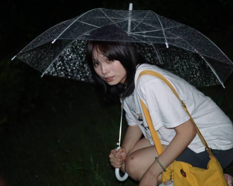 艺人背景图