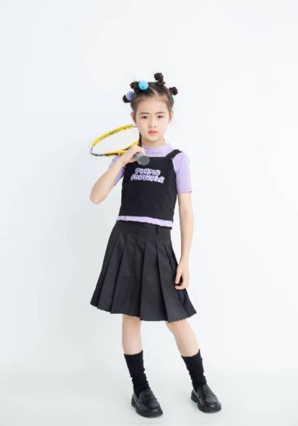 形象照片34鞋码59-58-67三围25kg体重133cm身高形象信息主页模卡粉丝