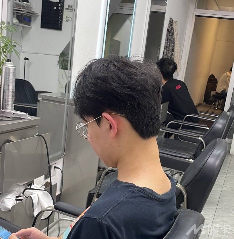 通告图片