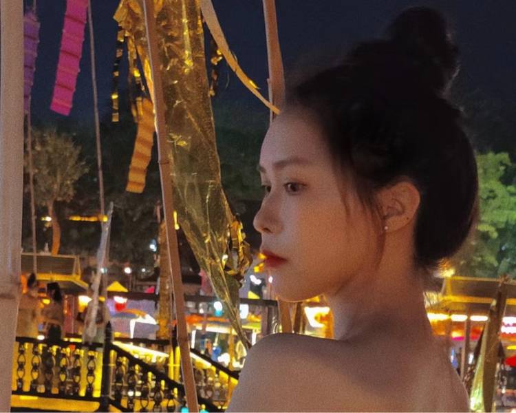 艺人背景图