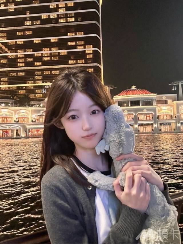 通告图片
