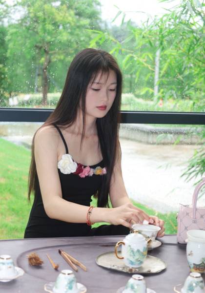 推荐艺人