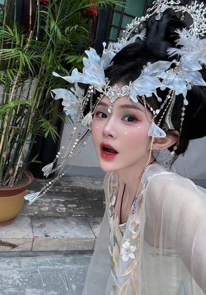 推荐艺人