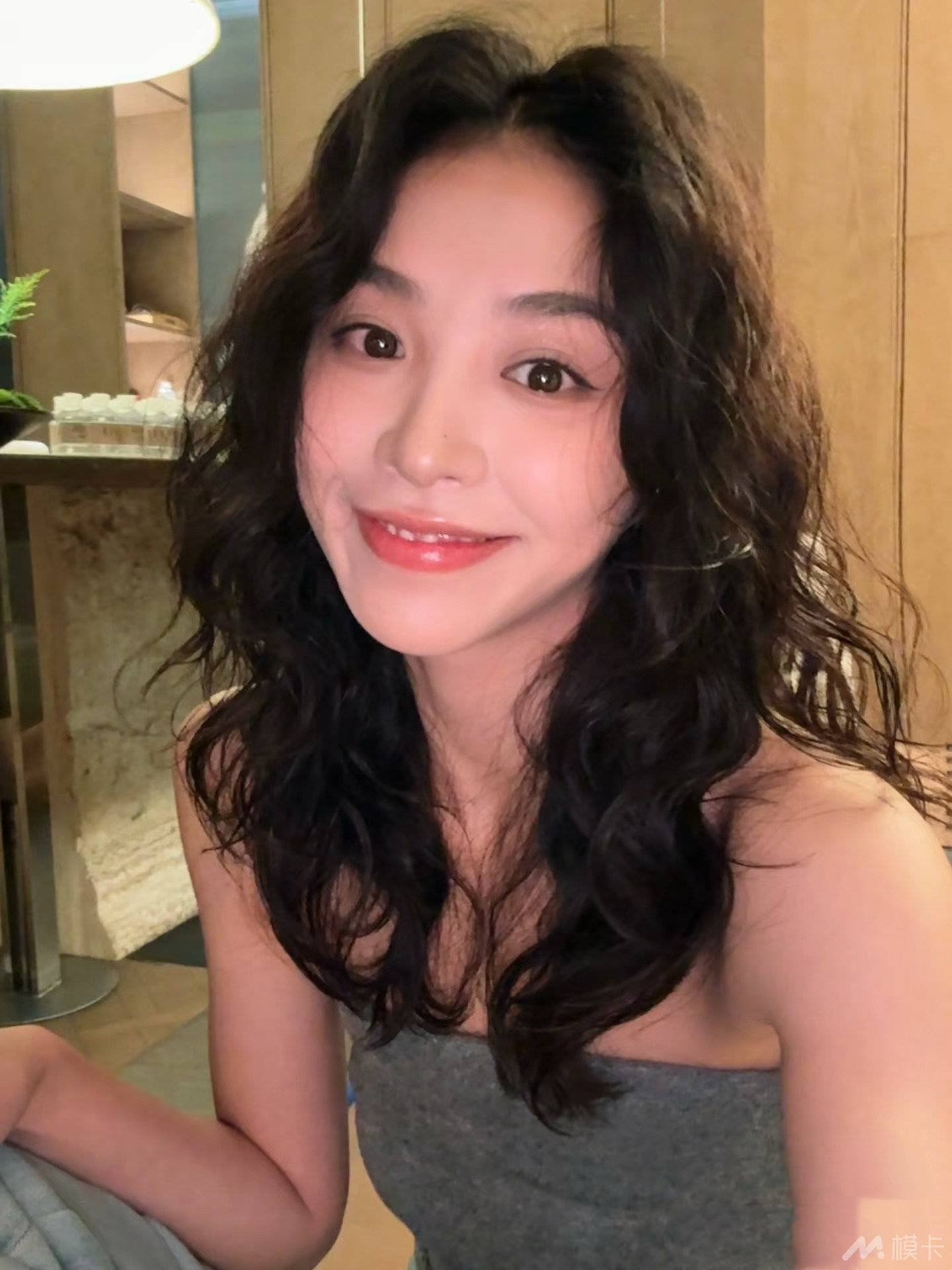 通告图片
