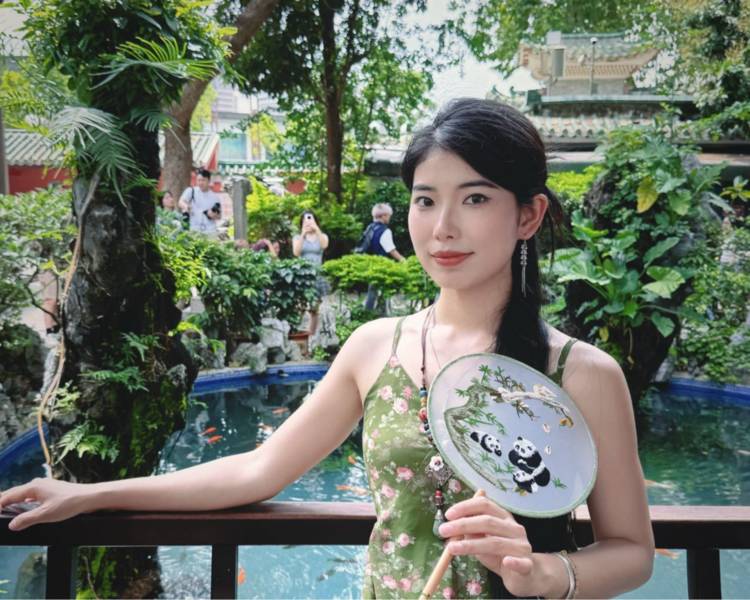 艺人背景图