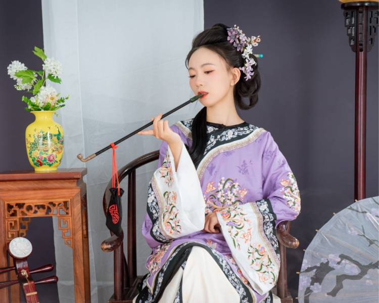 艺人背景图