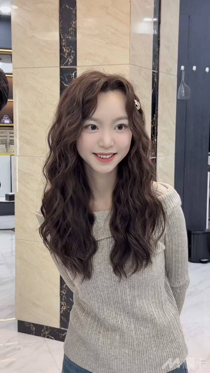 通告图片