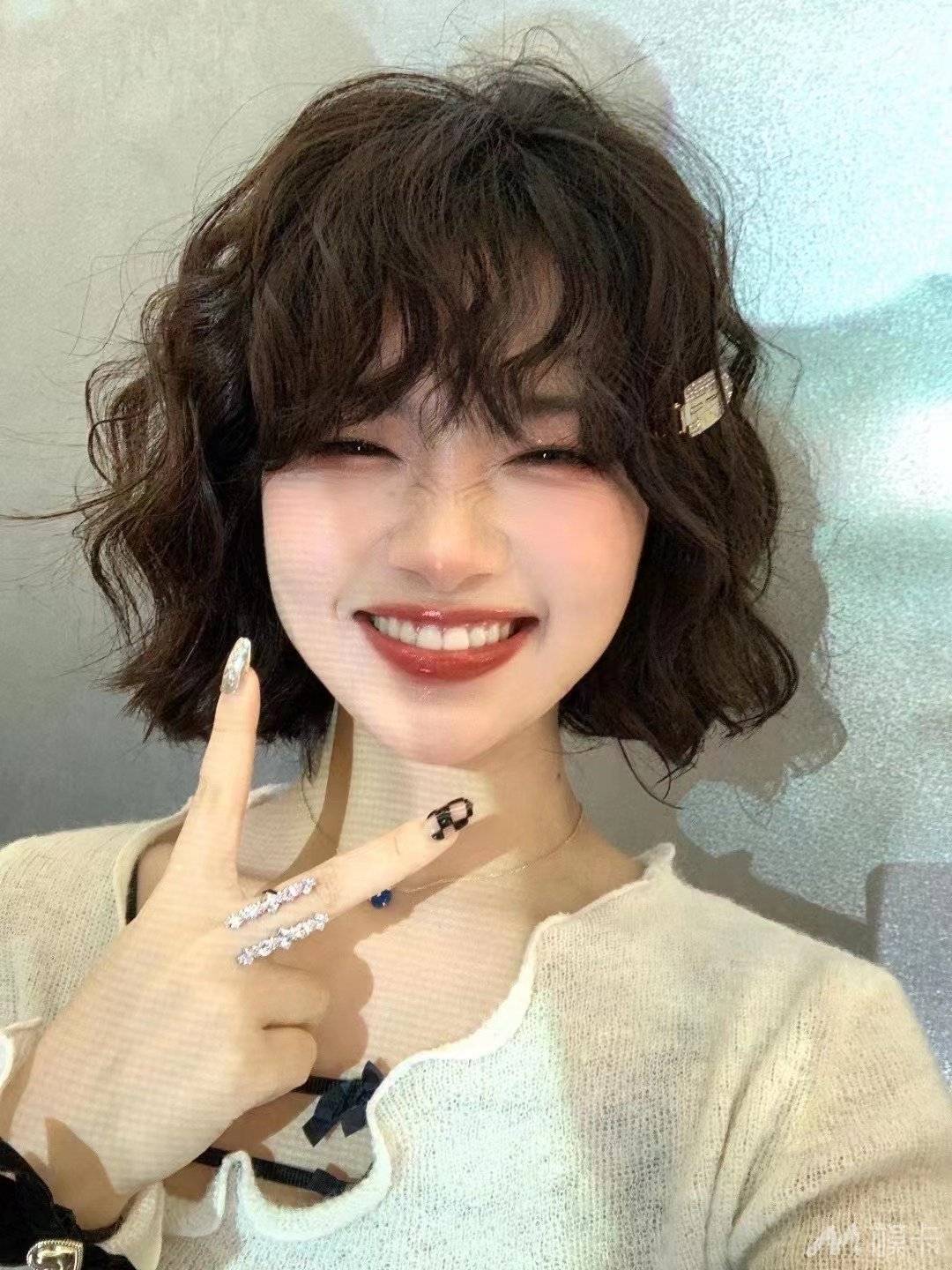 通告图片