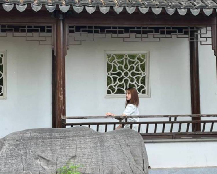 艺人背景图