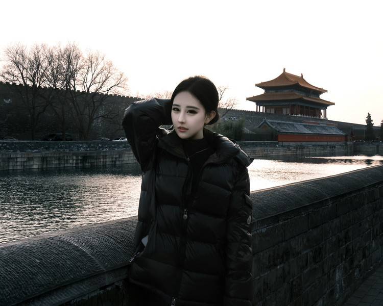 艺人背景图