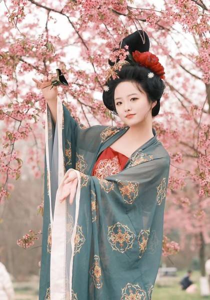 推荐艺人