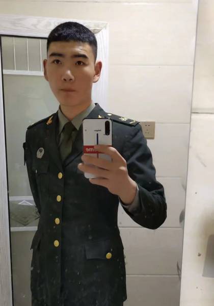 推荐艺人