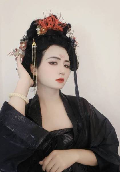 推荐艺人