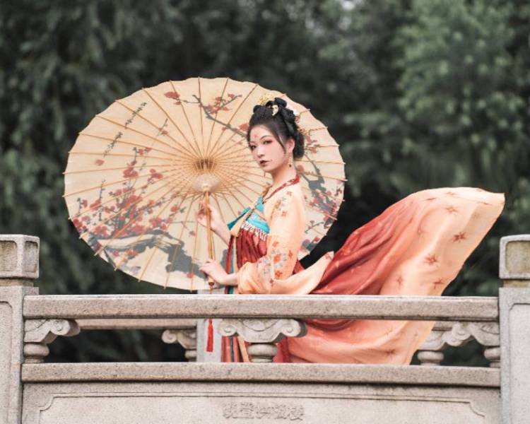 艺人背景图