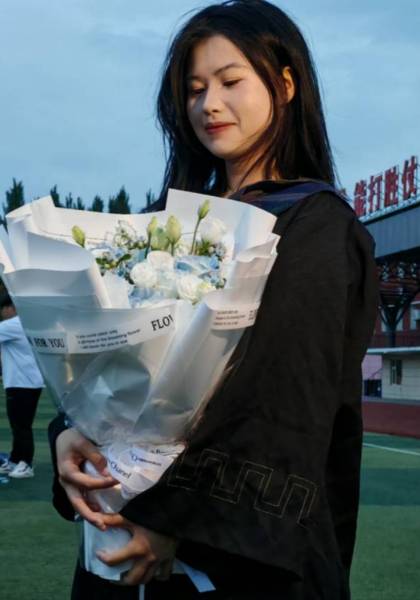 推荐艺人