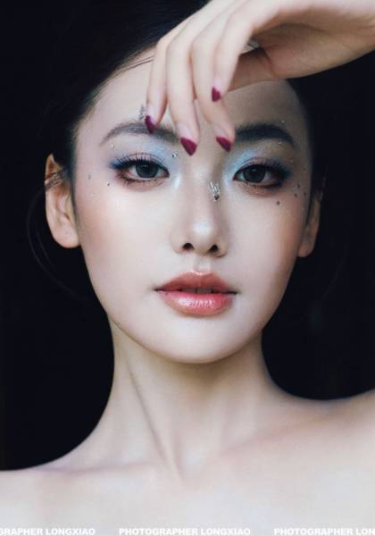 推荐艺人