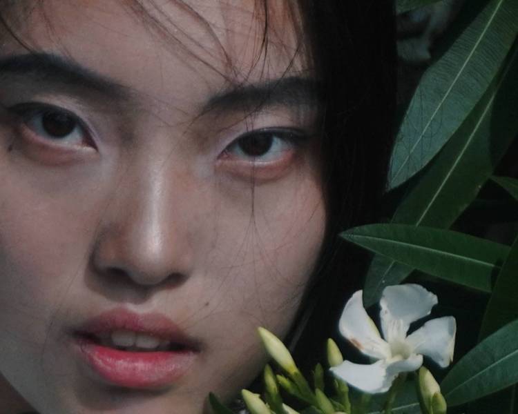 艺人背景图
