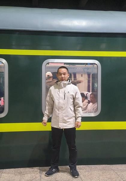 推荐艺人