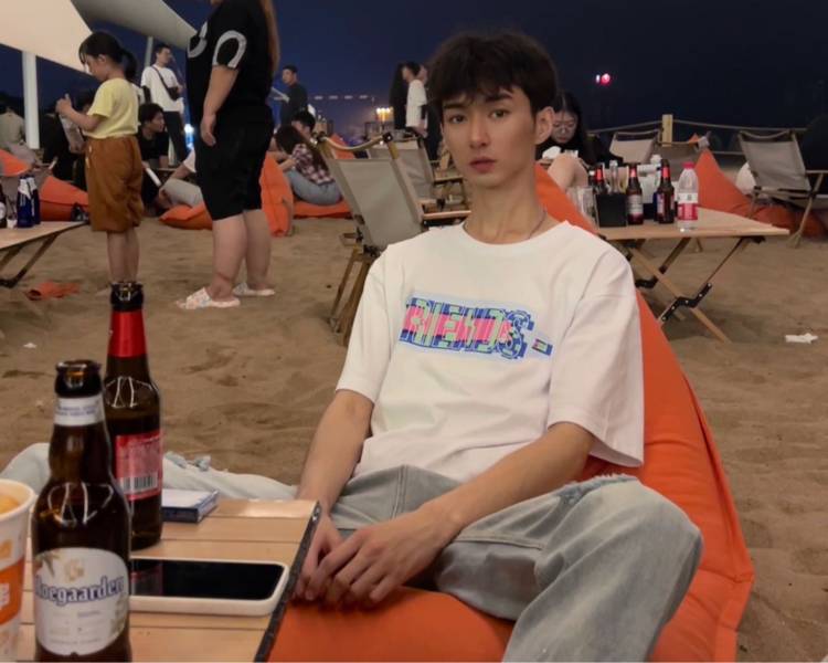 艺人背景图