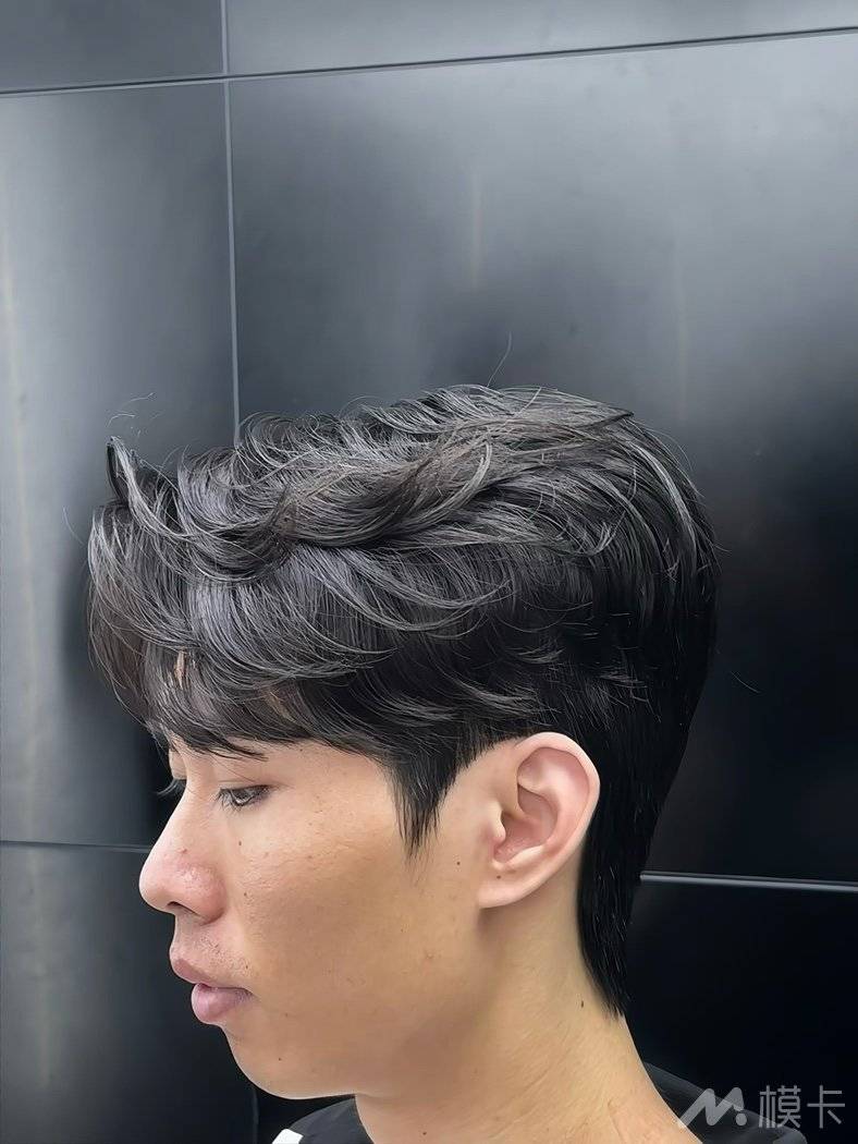 通告图片