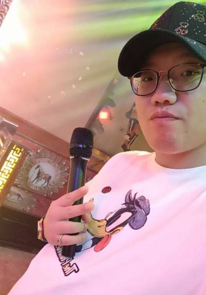 推荐艺人