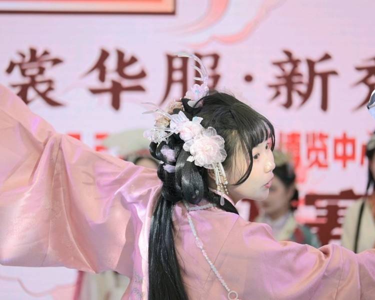 艺人背景图