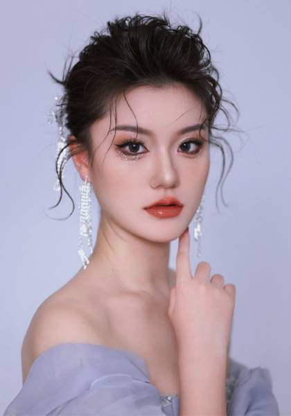 推荐艺人
