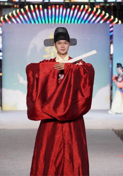 推荐艺人