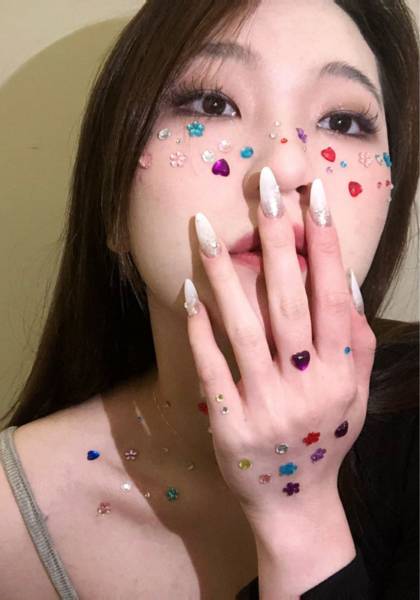 推荐艺人