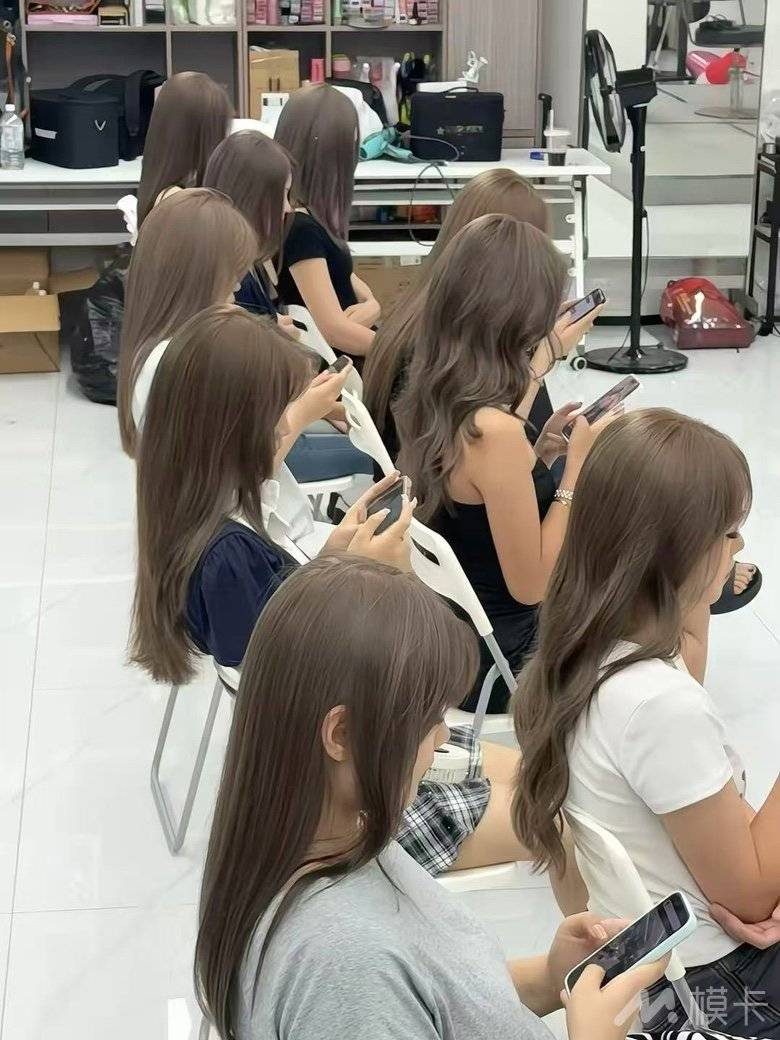 通告图片