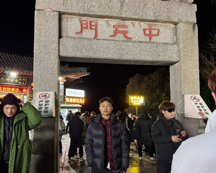 艺人背景图