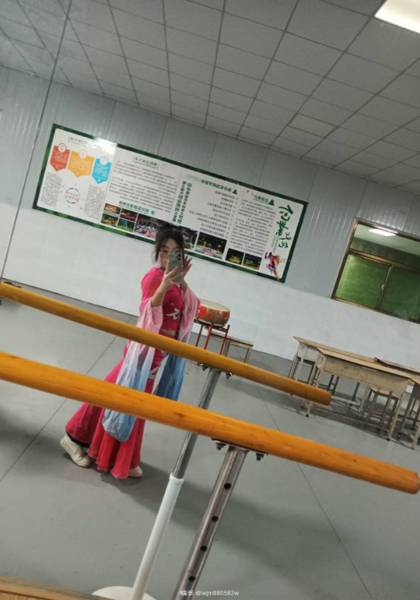 推荐艺人