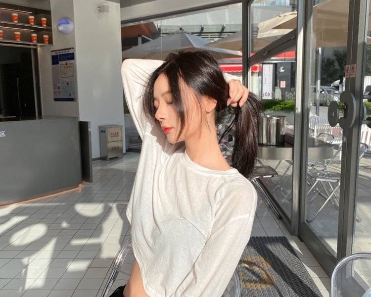 艺人背景图