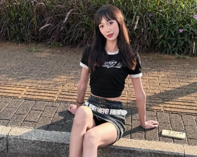 艺人背景图