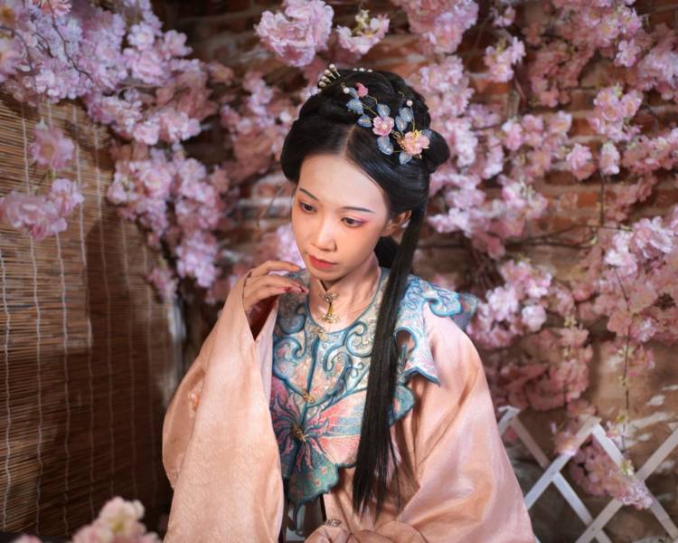 艺人背景图